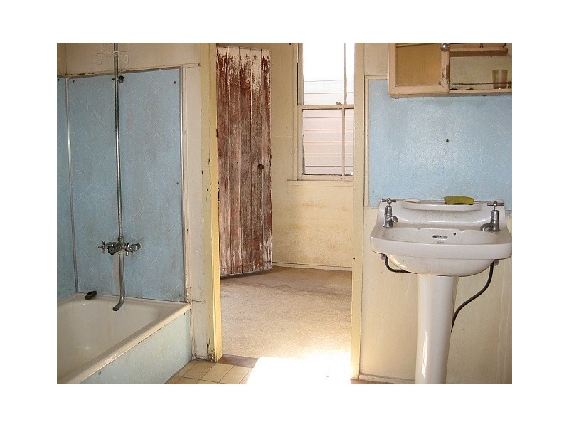 102 Warry Street, Spring Hill QLD 4000