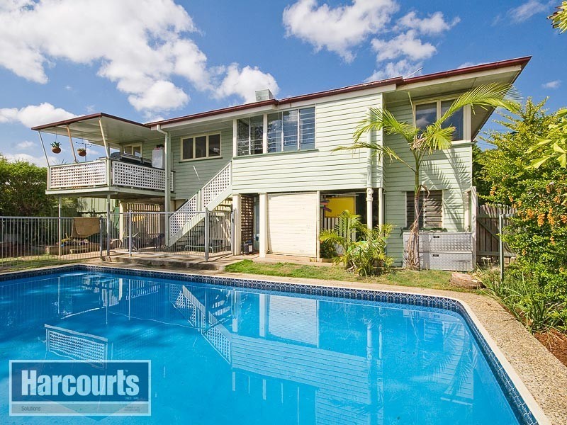 7 Sarina Street, Stafford Heights QLD 4053