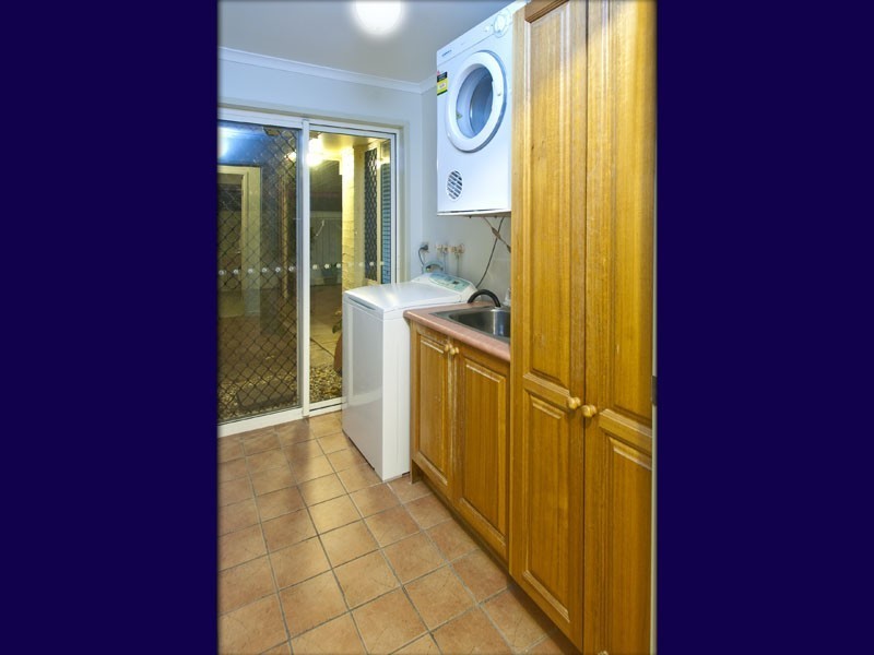 11 Benton Close, The Gap QLD 4061