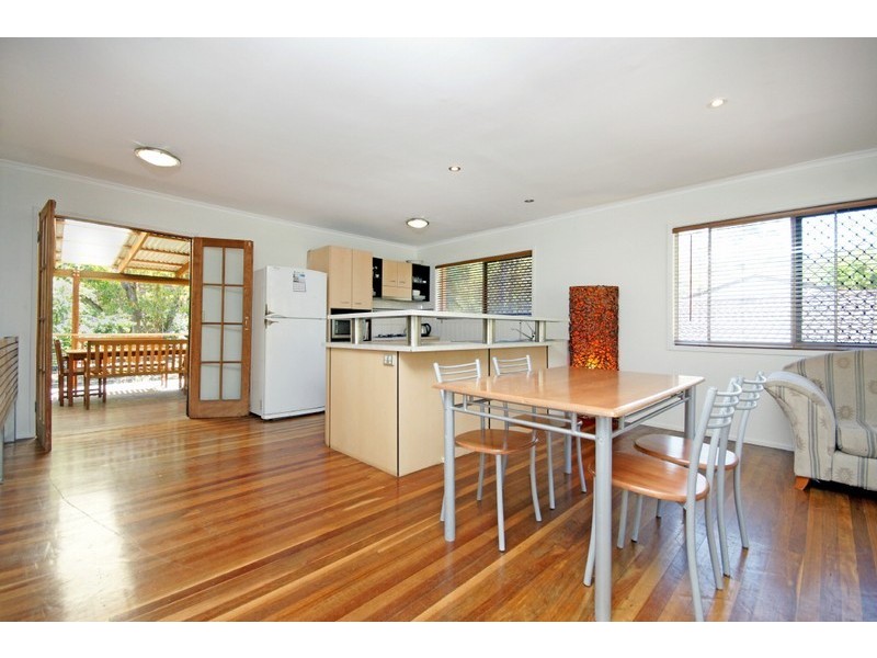 41 Fallbrook Street, Kenmore QLD 4069