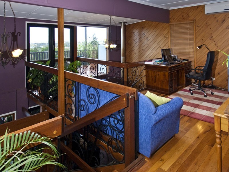 15 Bearsden Avenue, Newmarket QLD 4051