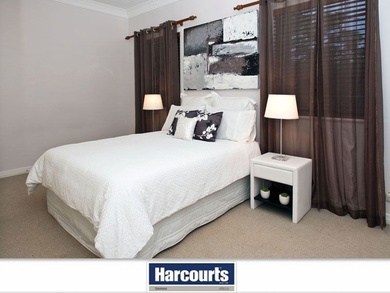 52 Burwood Rd, Everton Park QLD 4053