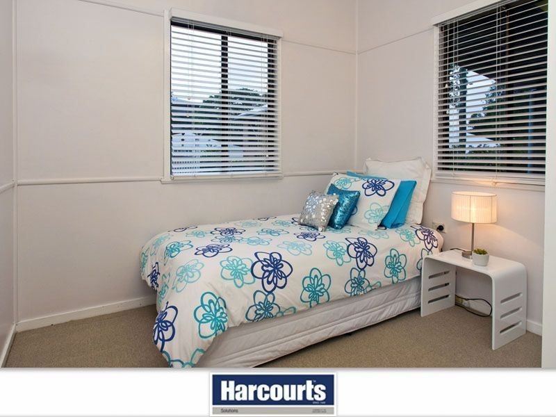 52 Burwood Rd, Everton Park QLD 4053