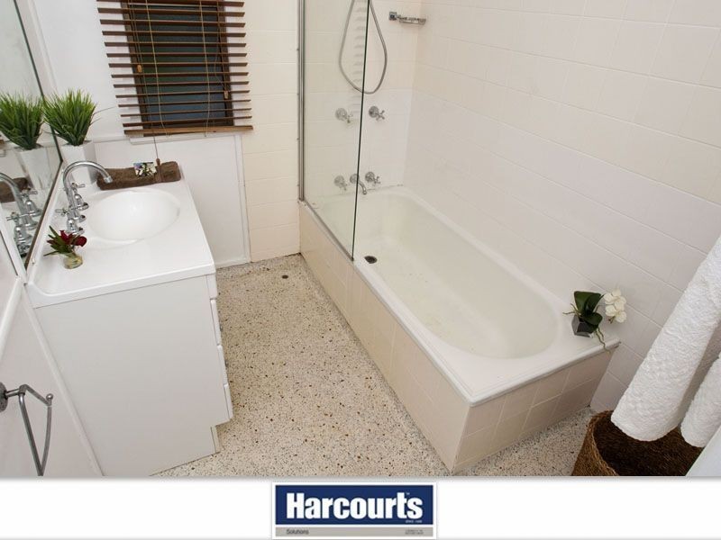 52 Burwood Rd, Everton Park QLD 4053