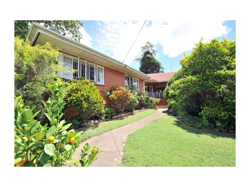 12 Clyde Street, Herston QLD 4006