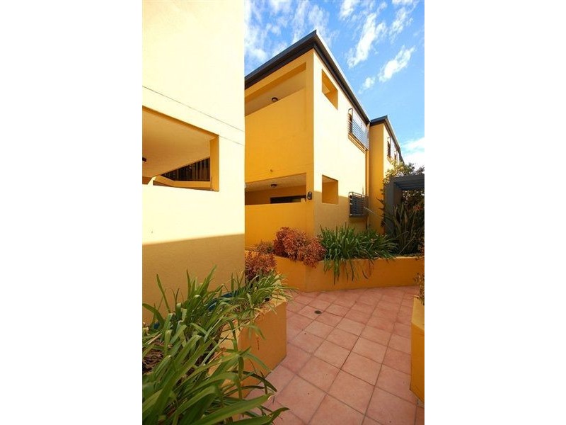 4/19 Pratt Street, Enoggera QLD 4051