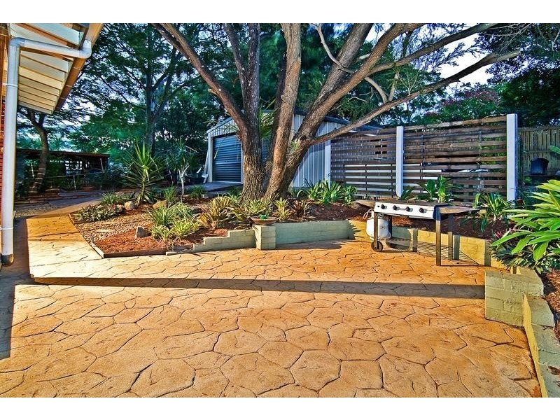 18 Nevitt Steet, Stafford QLD 4053