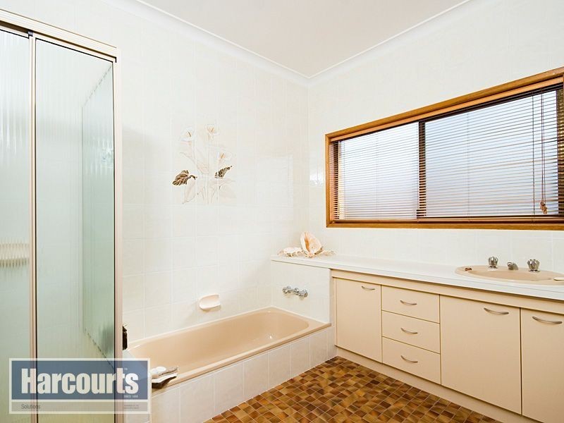 3 Muscat Place, Carseldine QLD 4034