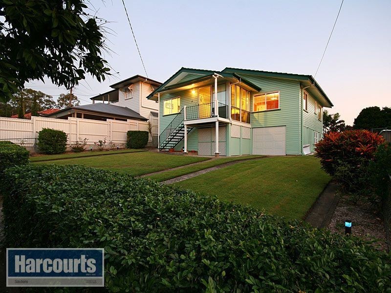 18 Reuben Street, Stafford QLD 4053