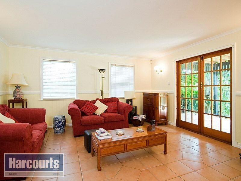 2 Jimbour Street, Wooloowin QLD 4030