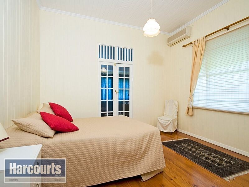 2 Jimbour Street, Wooloowin QLD 4030