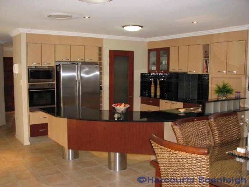 49 The Avenue, Windaroo QLD 4207