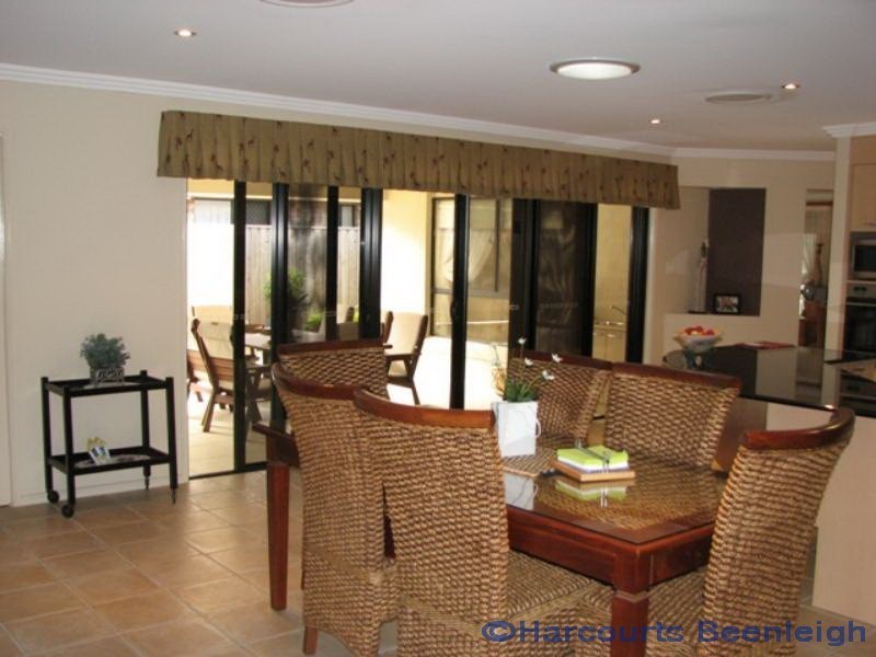 49 The Avenue, Windaroo QLD 4207