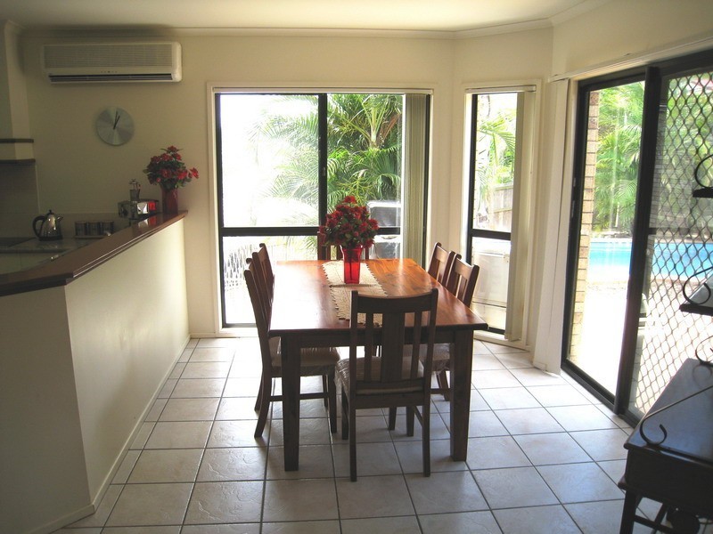 247 Mt Warren Blvde, Mount Warren Park QLD 4207