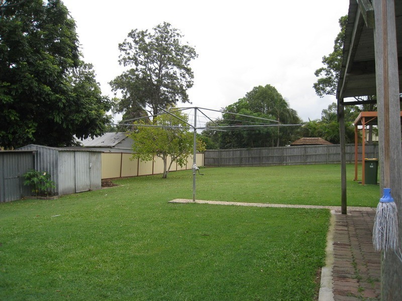 4 River Street, Eagleby QLD 4207