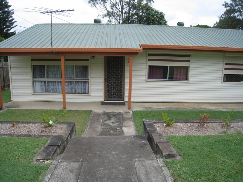 4 River Street, Eagleby QLD 4207