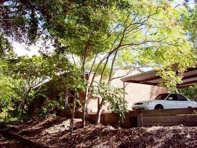 42 Avonmore Street, Edens Landing QLD 4207