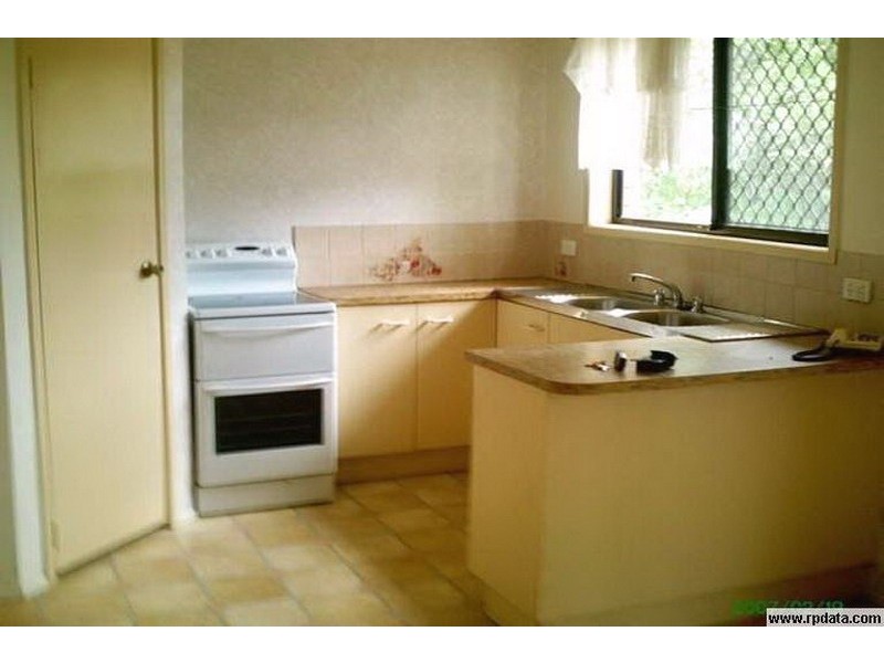 42 Avonmore Street, Edens Landing QLD 4207