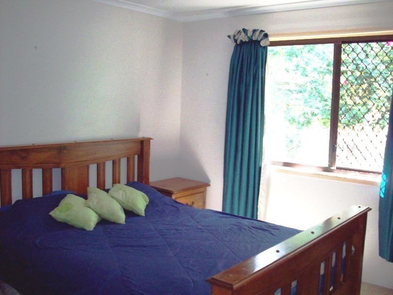 42 Avonmore Street, Edens Landing QLD 4207