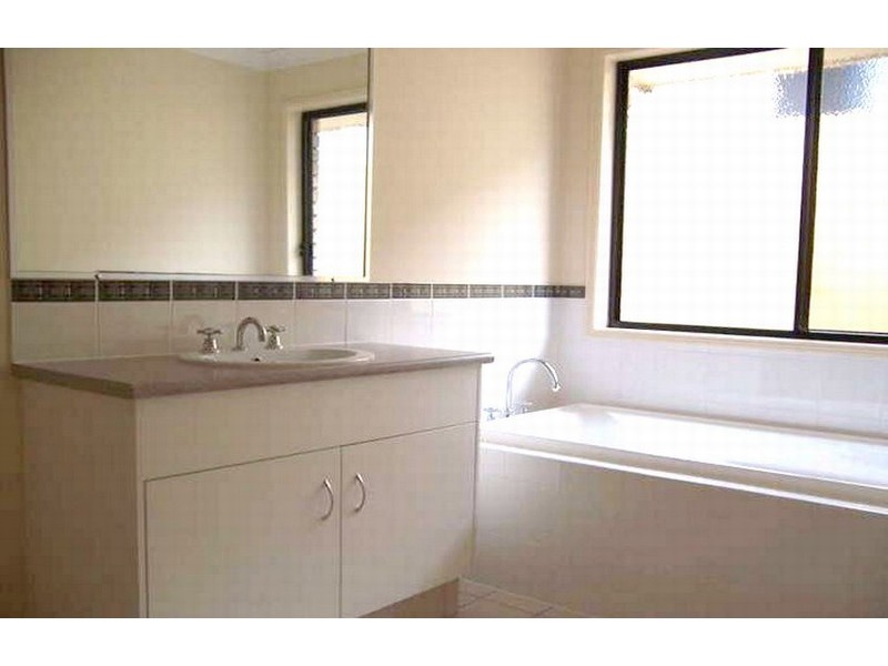 38 Monivae Circuit, Eagleby QLD 4207