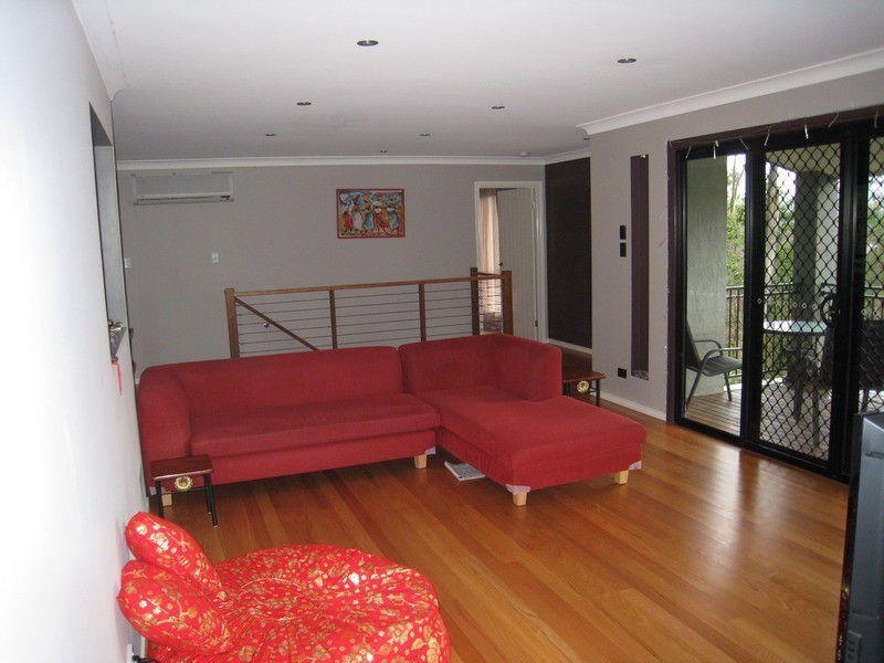 5 Hartwig Crescent, Mount Warren Park QLD 4207