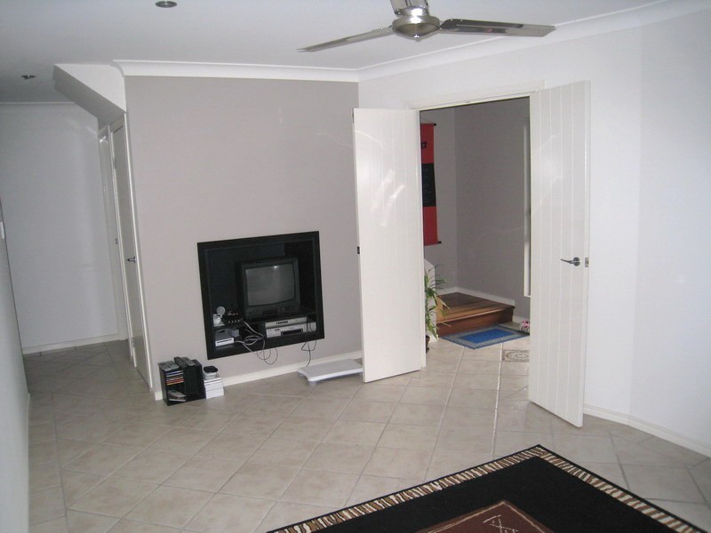 5 Hartwig Crescent, Mount Warren Park QLD 4207