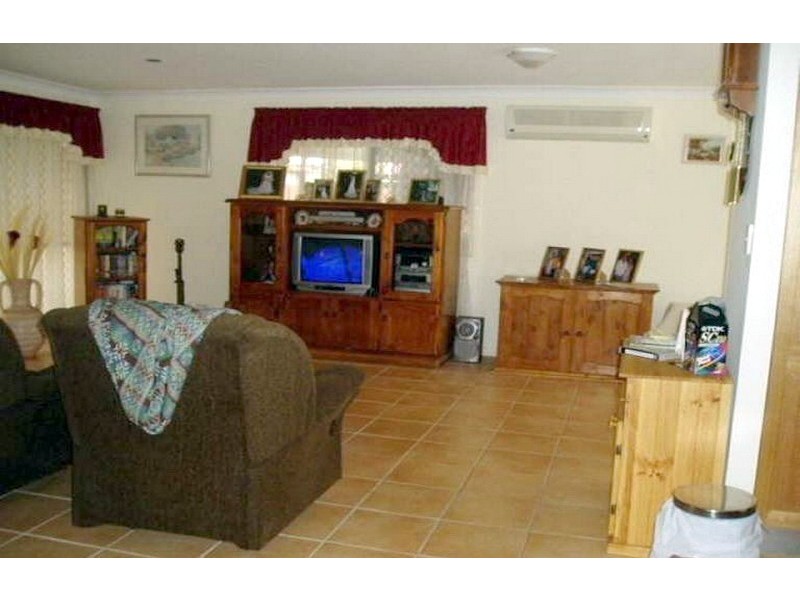 18 Winton Place, Beenleigh QLD 4207