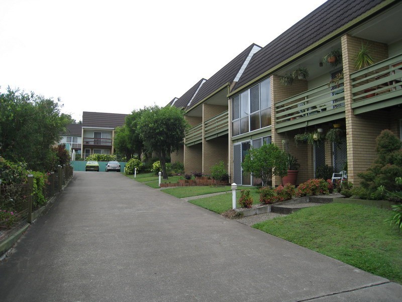 Mount Warren Park QLD 4207