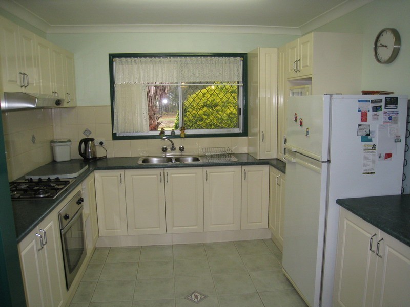 85 Featherstone Road, Chambers Flat QLD 4133