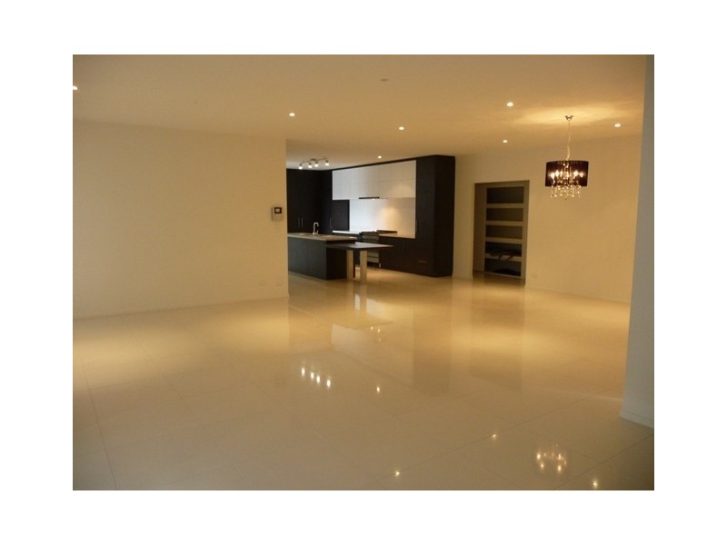 3 Paisley Court, Mount Warren Park QLD 4207