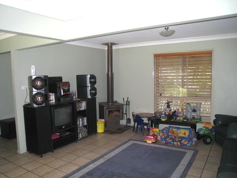 35 Ellen Court, Logan Village QLD 4207