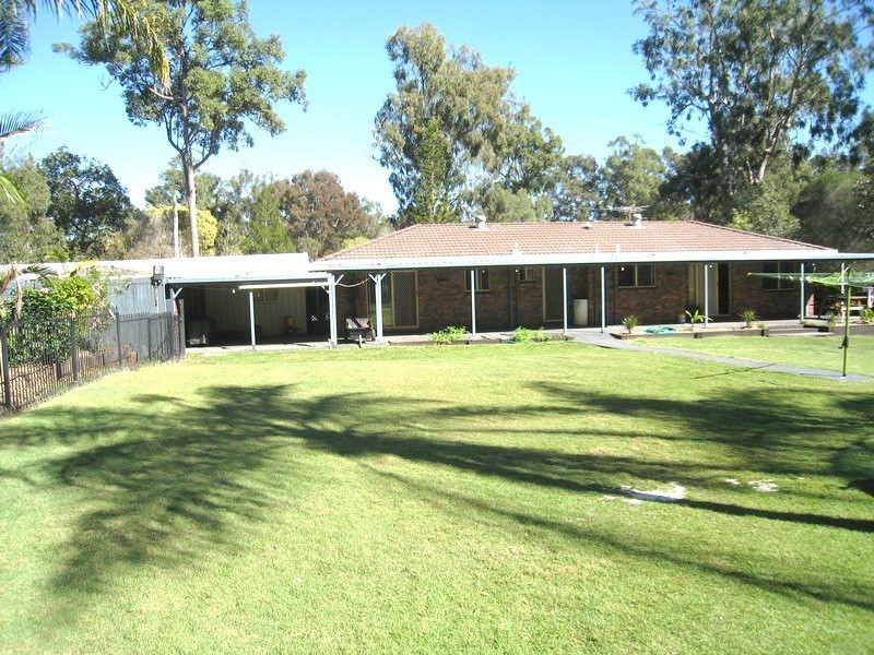 35 Ellen Court, Logan Village QLD 4207