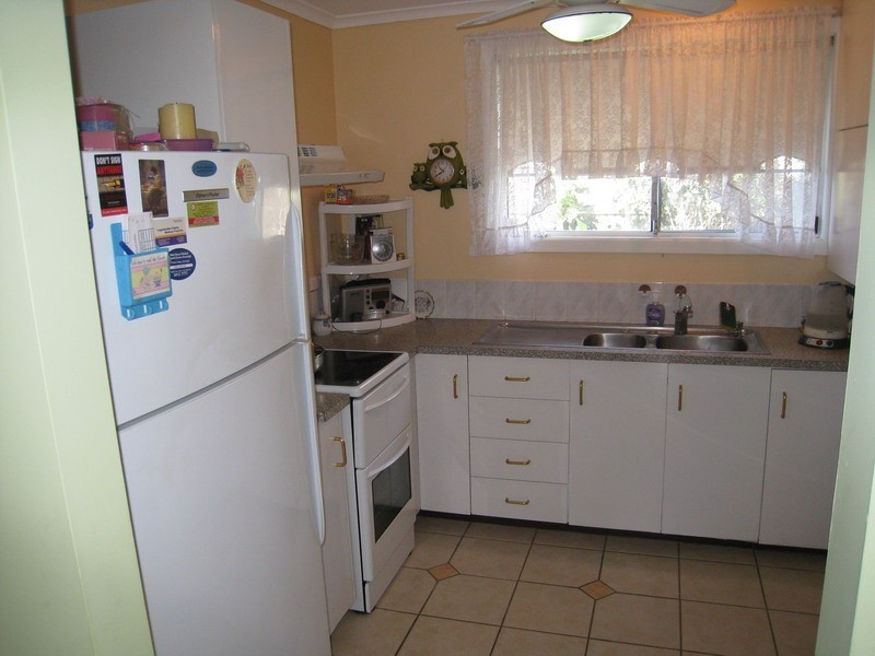 4 Bergomi Ct, Eagleby QLD 4207