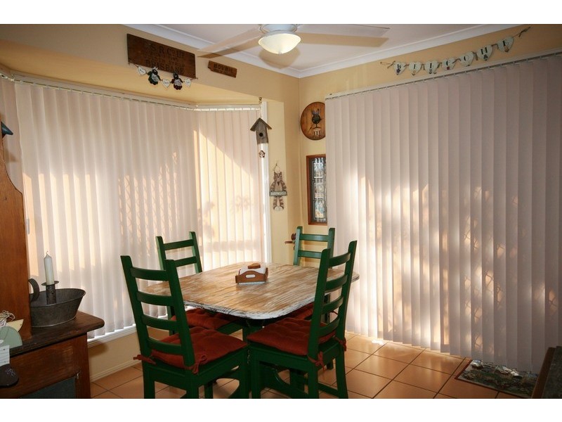 100 Pohon Drive, Tanah Merah QLD 4128