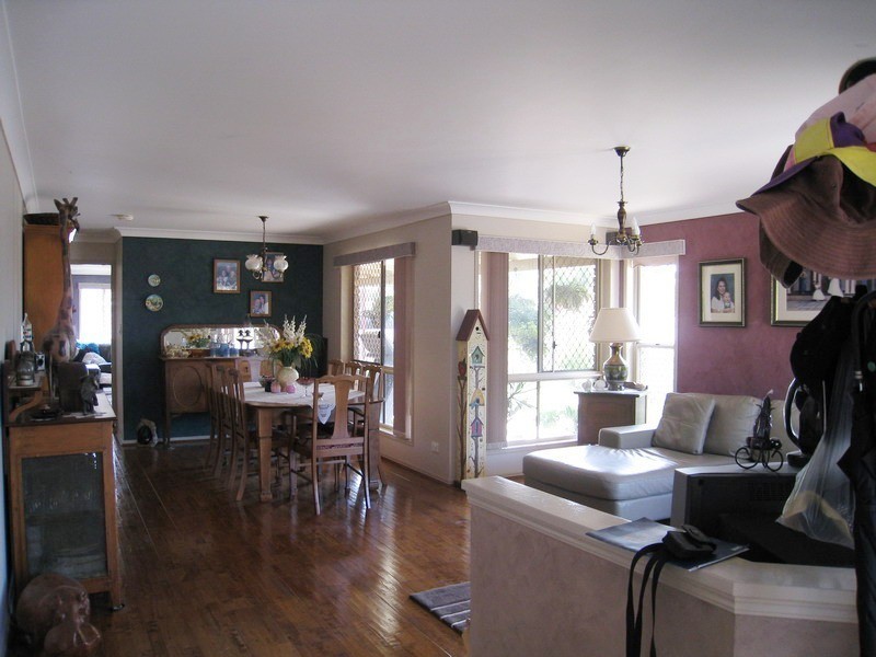 9 Carlyon Street, Mount Warren Park QLD 4207