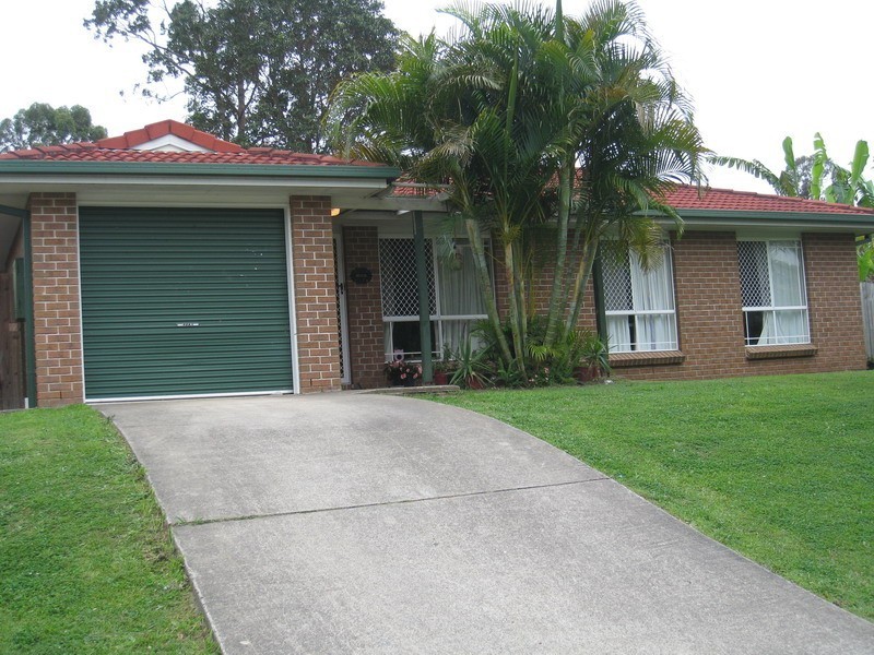 64 Avonmore Street, Edens Landing QLD 4207
