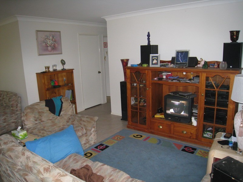 64 Avonmore Street, Edens Landing QLD 4207