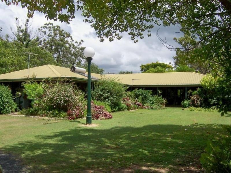 Buccan QLD 4207