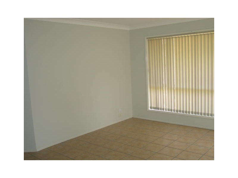 48 Kummara Road, Edens Landing QLD 4207