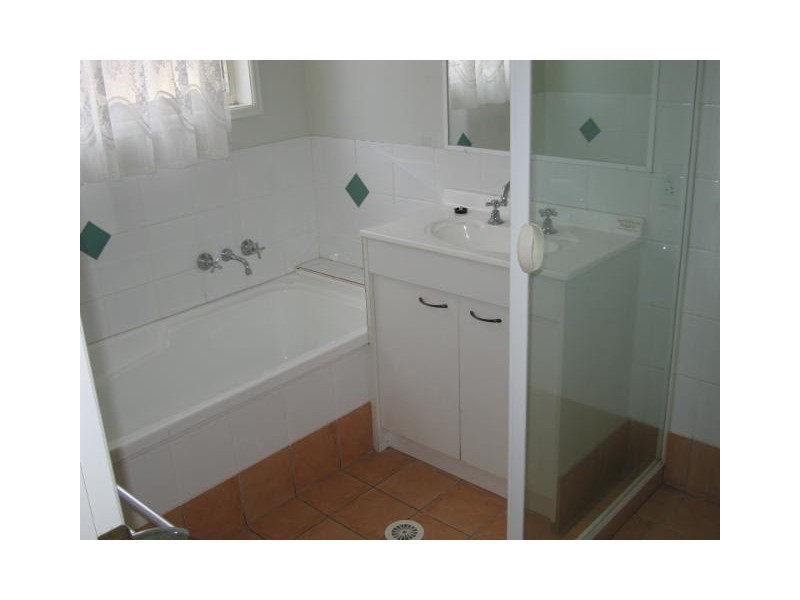 48 Kummara Road, Edens Landing QLD 4207