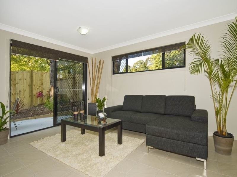 1/118 Fryar Road, Eagleby QLD 4207