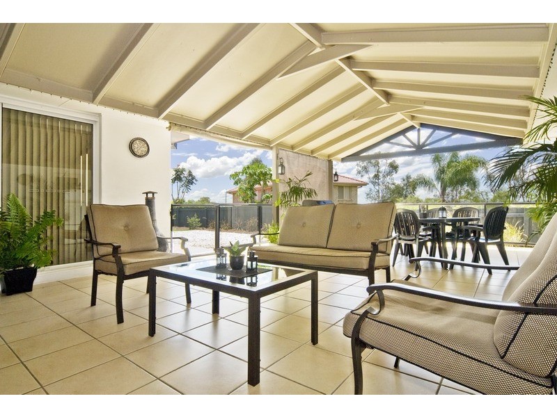 Edens Landing QLD 4207