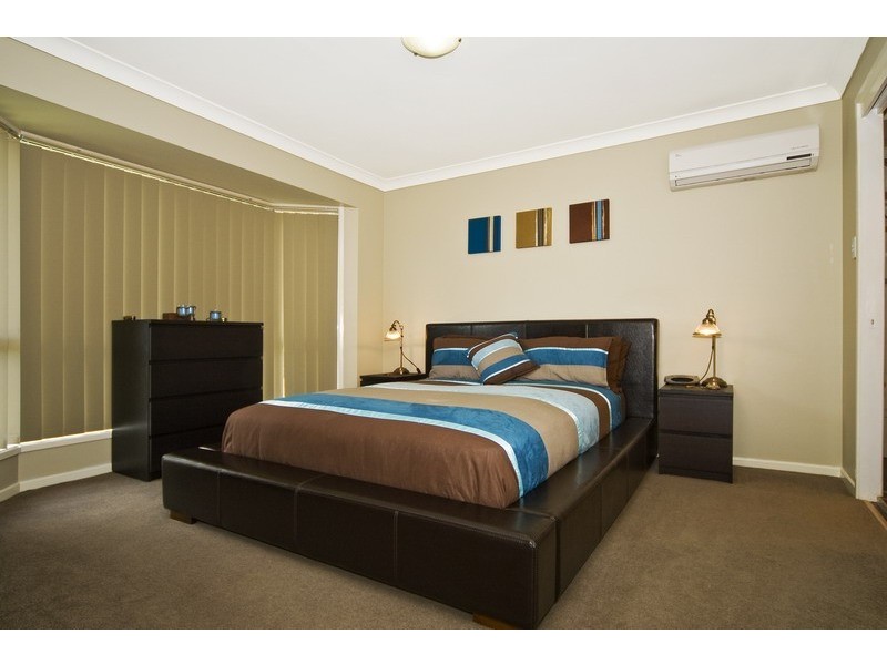 Edens Landing QLD 4207