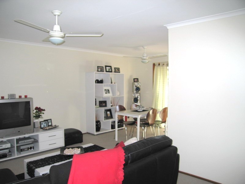 11 Linning Street, Mount Warren Park QLD 4207