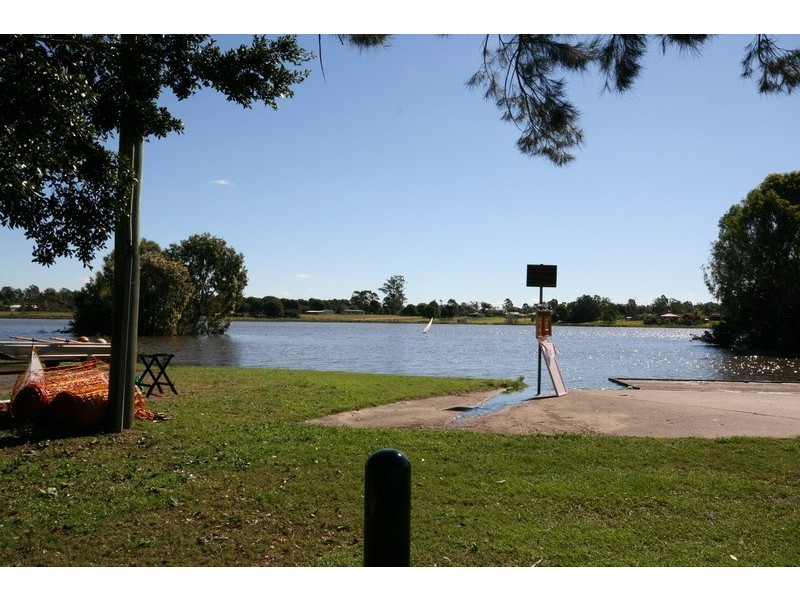 17 Lagoon Road, Waterford West QLD 4133