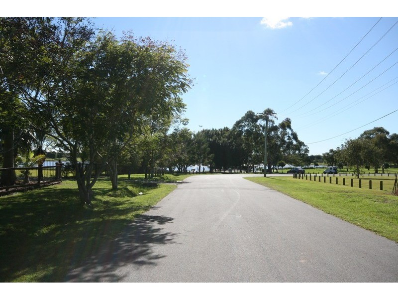 17 Lagoon Road, Waterford West QLD 4133