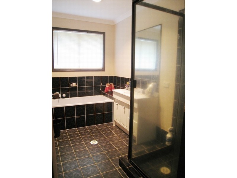 28 Waters Street, Waterford West QLD 4133