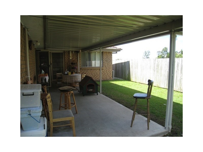 32 Chatfield Street, Edens Landing QLD 4207