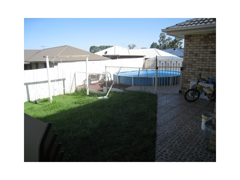 11 Clayton Crt, Crestmead QLD 4132