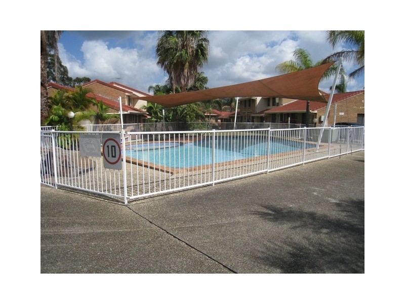 33/15 Lane Crt, Mount Warren Park QLD 4207